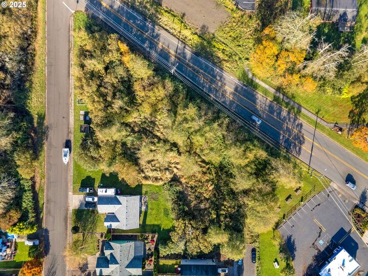 Property Photo: SW Main(Adj 59 SW Main) Ct OR 97146