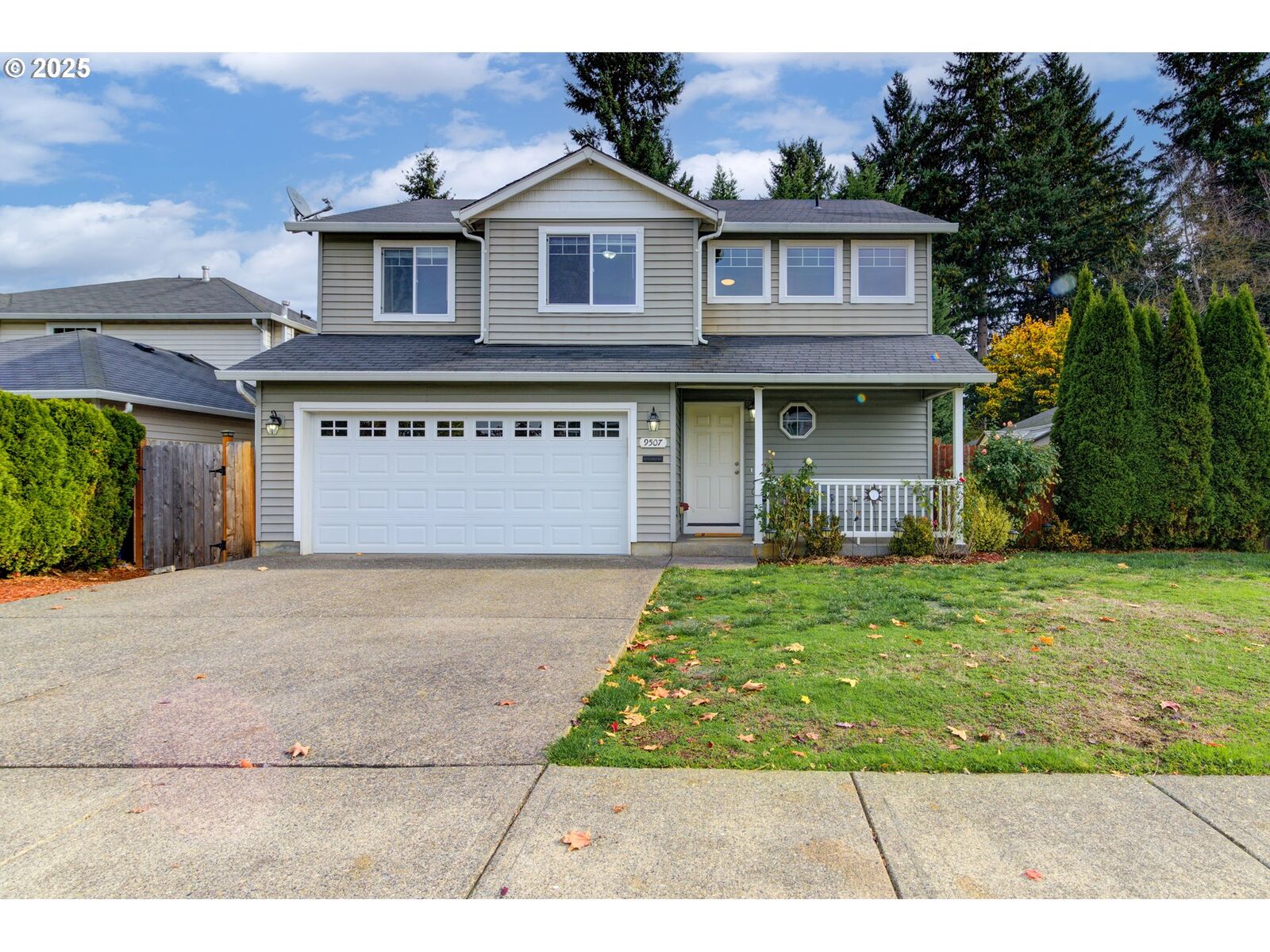 Property Photo: 9507 NE 41st Ave WA 98665