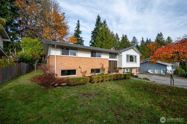 Property Photo: 324 NW 195th Street WA 98177