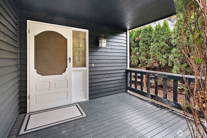 Property Photo:  10113 NE 144th Court  WA 98034 