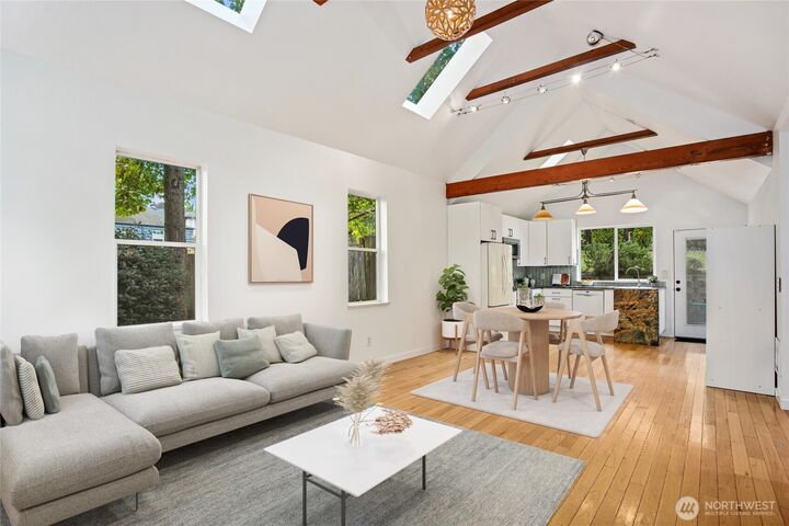 Property Photo: 1801 Martin Luther King Jr. Way WA 98122