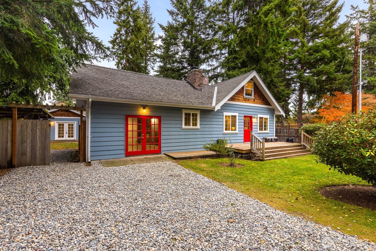 Property Photo: 17110 66th Place W WA 98026