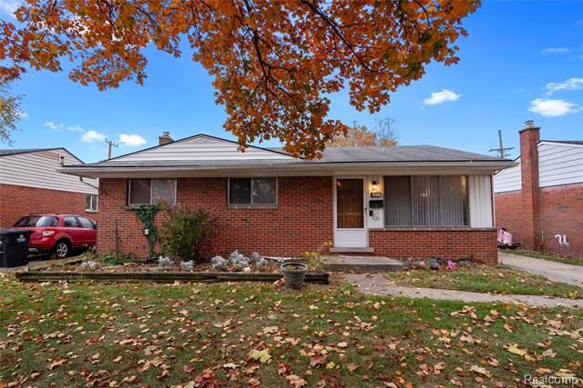 Property Photo:  471 S Wildwood Street  MI 48186 