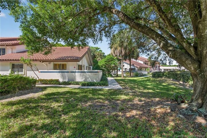 6001 SE Martinique Drive 104  Stuart FL 34997 photo