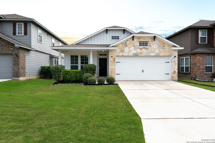 8232 Breezy Cove  Selma TX 78154 photo