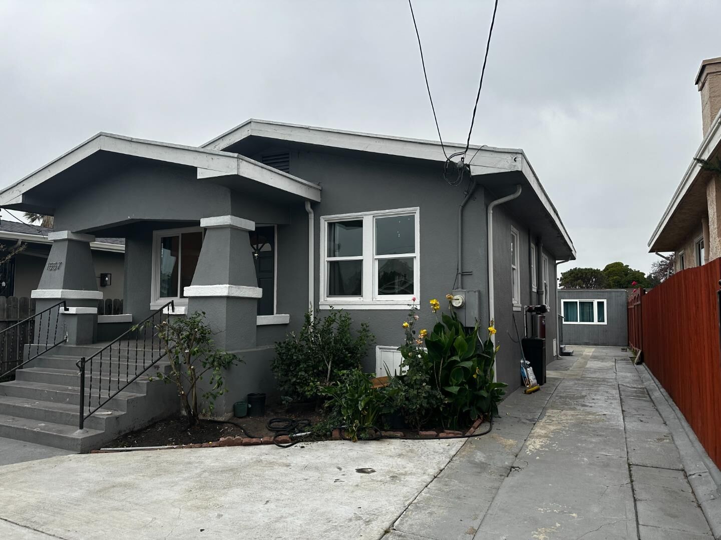 Property Photo:  1557 79th Avenue  CA 94621 