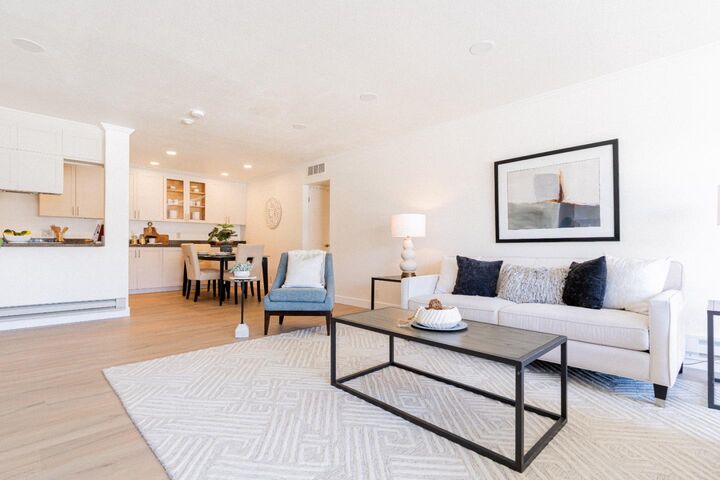 Property Photo:  1945 Mount Vernon Court 14  CA 94040 