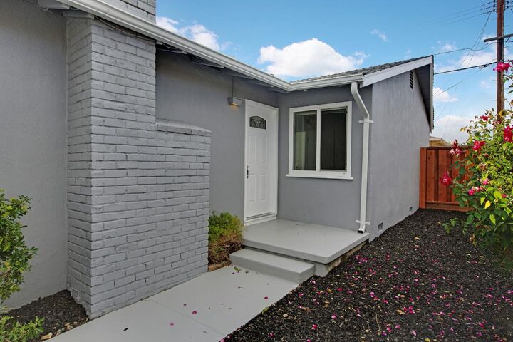 Property Photo:  2176 San Rafael Avenue  CA 95051 