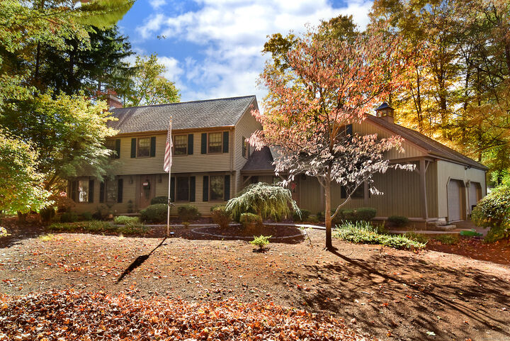 Property Photo:  266 Farmington Avenue  CT 06037 