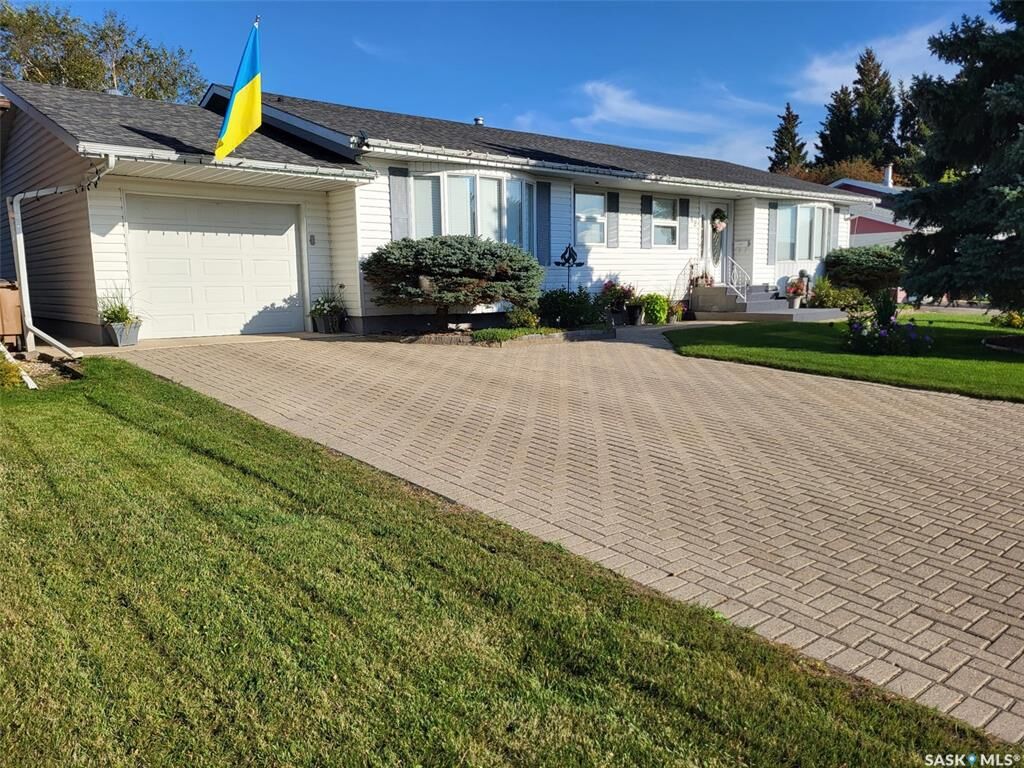 Photo de la propriété: 42 7th Street NE SK S0A 4J0