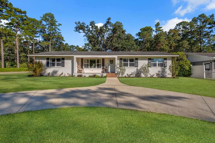 212 Hoffman Drive  Tallahassee FL 32312 photo