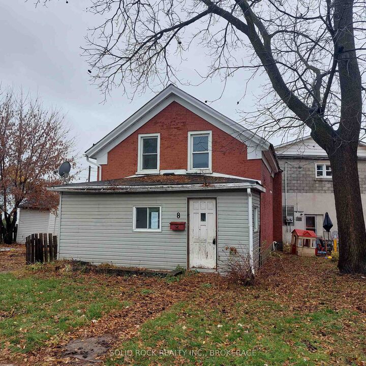 Photo de la propriété: 8 Montague Street ON K7A 2M1