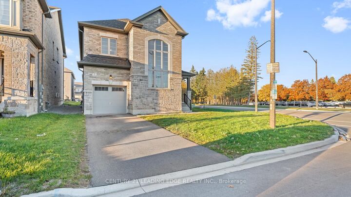 Property Photo:  2 Conarty Crescent  ON L1P 0L4 