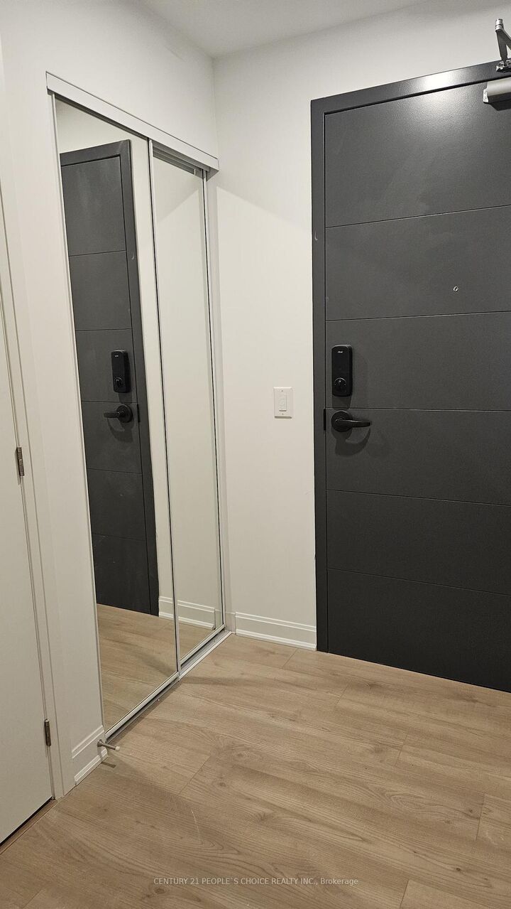 Property Photo:  223 Princess Street 314  ON K7L 1B3 