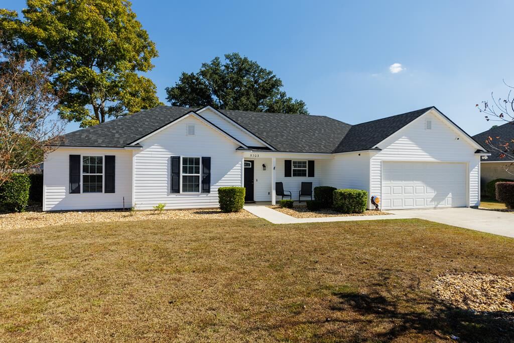 Property Photo: 5303 Branch Point Drive GA 31605