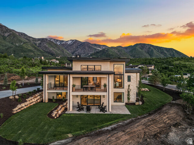 Property Photo:  755 Sunny Ridge Ln 204  UT 84653 