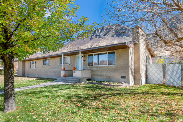 Property Photo: 482 N 1100 E UT 84606