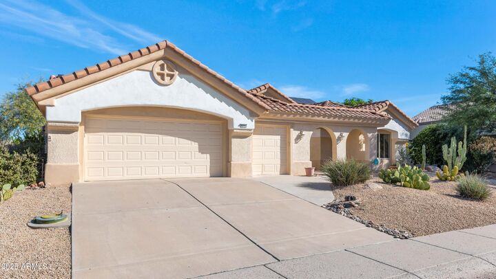 Property Photo:  22725 N Dusty Trail Boulevard  AZ 85375 