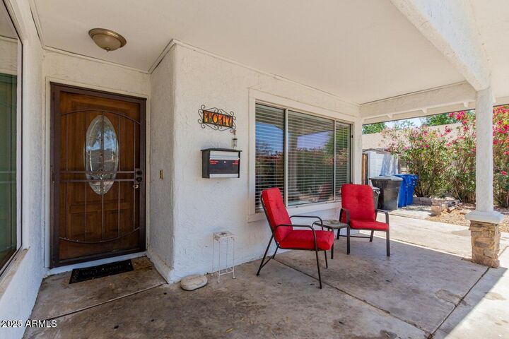 Property Photo: 1017 S San Jose Circle AZ 85202