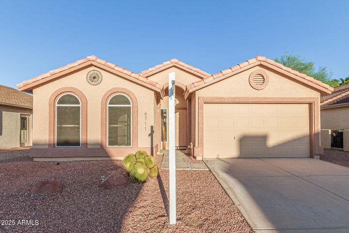 Property Photo:  6711 S Coral Gable Drive  AZ 85249 