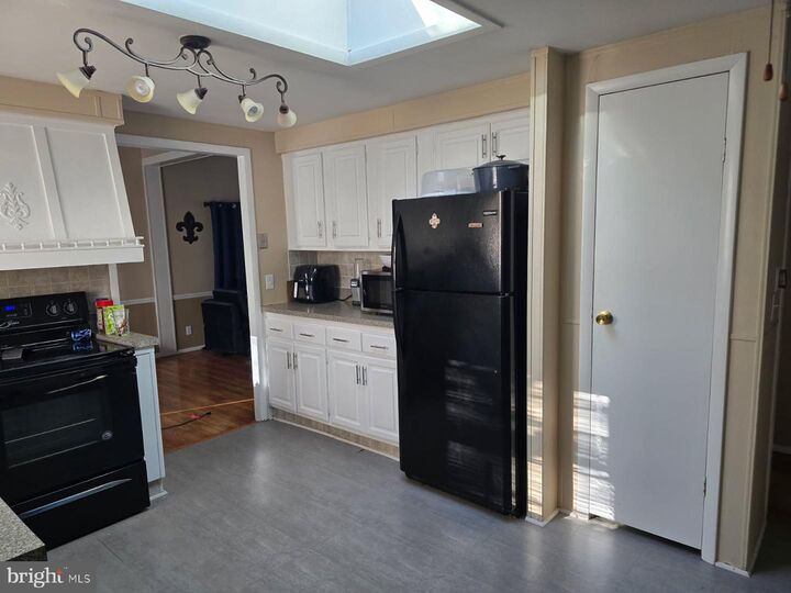 Property Photo: 22518 Armsworthy Court MD 20619