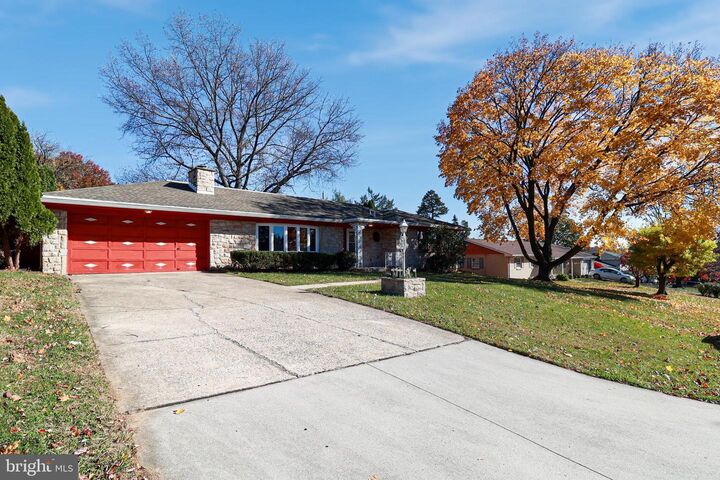 Property Photo: 661 Colleen Drive PA 17109