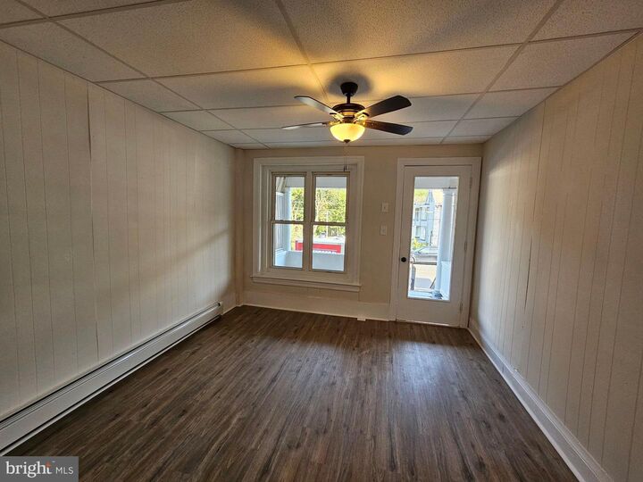 Property Photo: 650 1/2 E Broad Street PA 18252