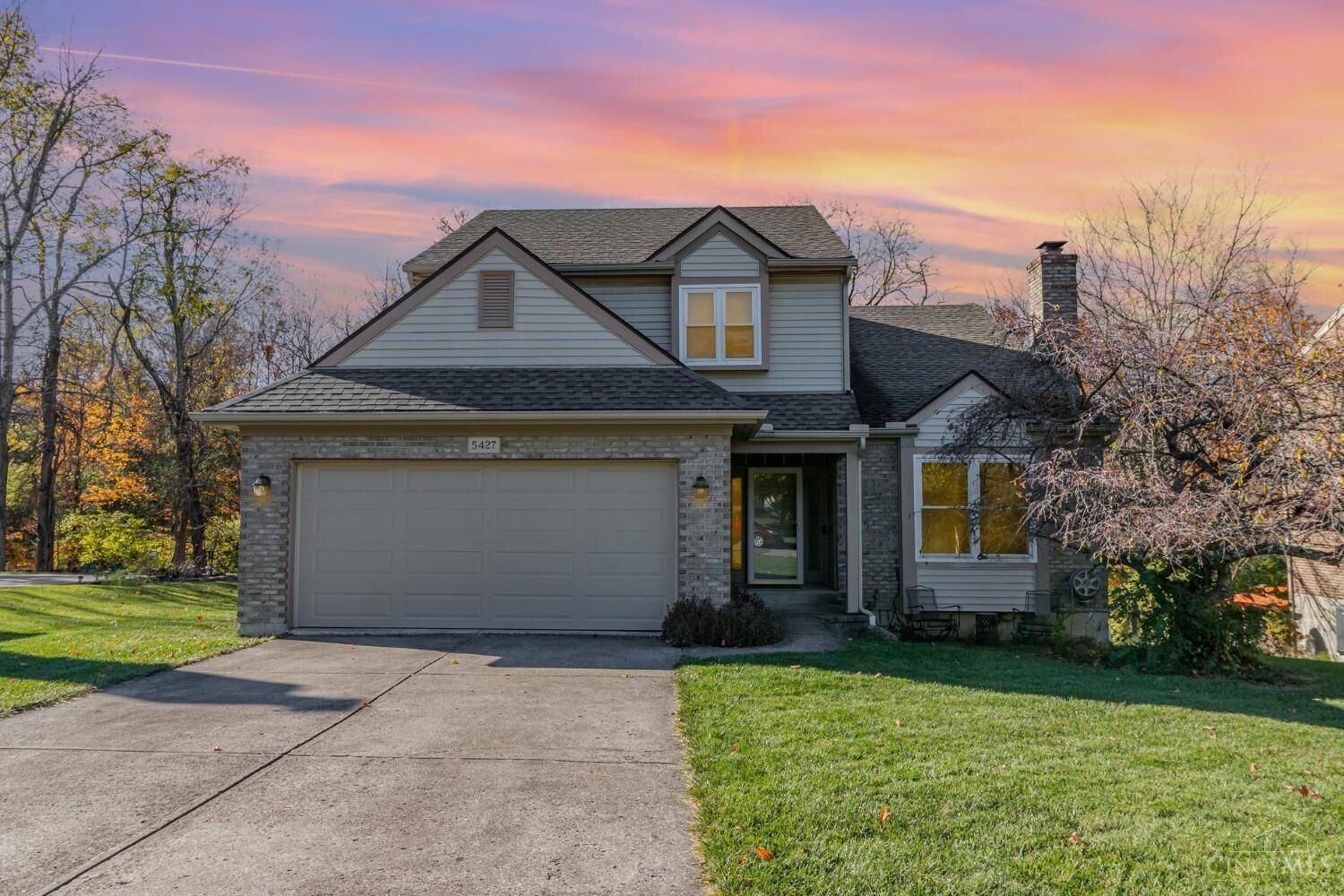 Property Photo:  5427 Cecilia Court  OH 45247 