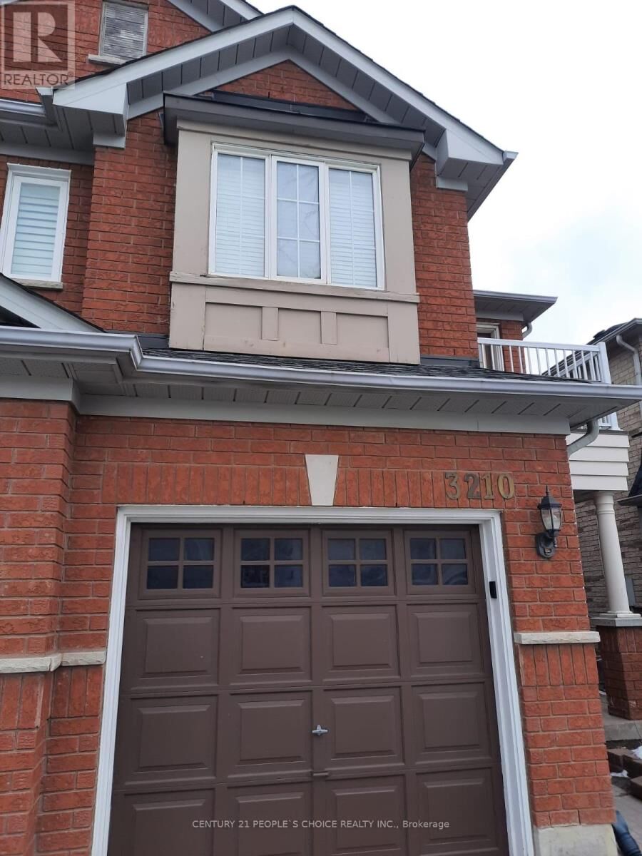 Property Photo:  3210 Carabella Way Bsmt  ON L5M 6S6 