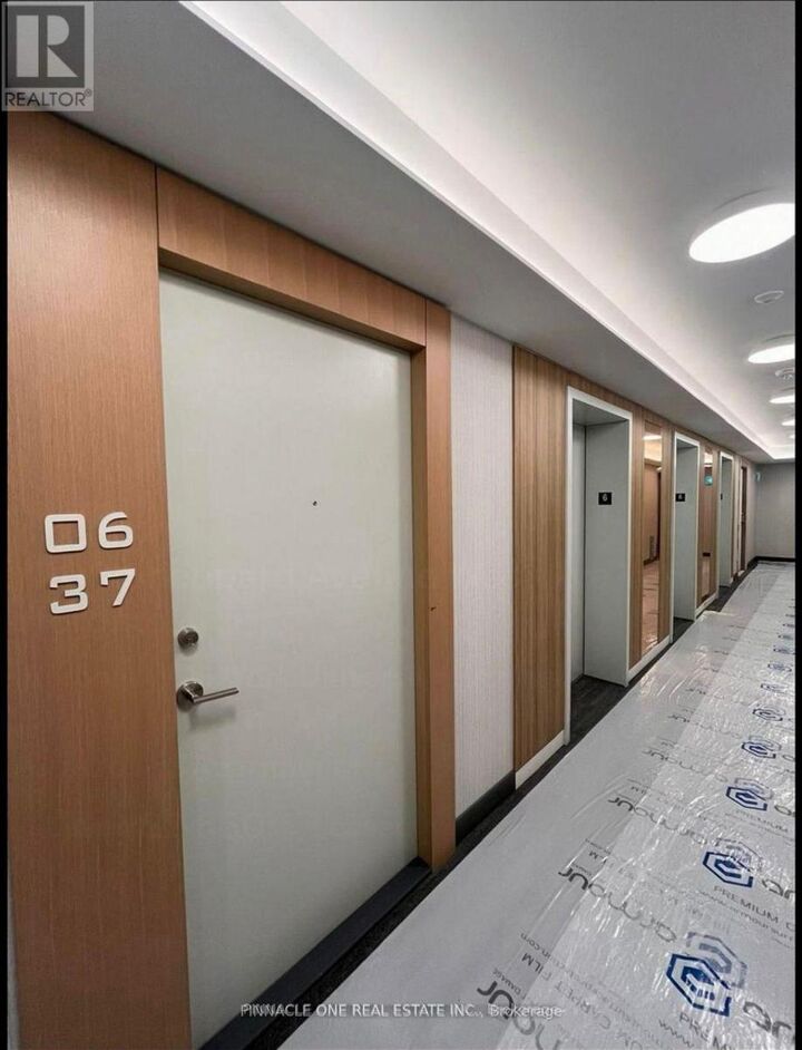 Property Photo:  1100 Sheppard Avenue West Avenue West 637  ON M3J 0H1 