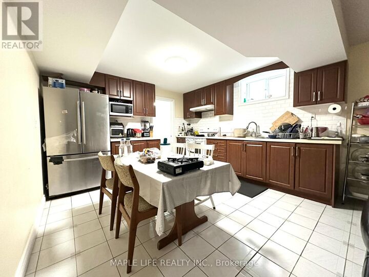 Property Photo:  68 Wedgewood Drive Bsmt  ON M2M 2H5 