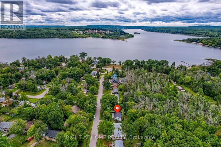 Property Photo:  29 Nida Drive Upper  ON L9M 0B3 