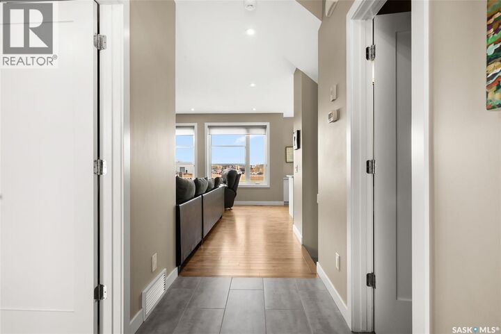 Property Photo:  18 Princeton Drive  SK S4L 0C8 