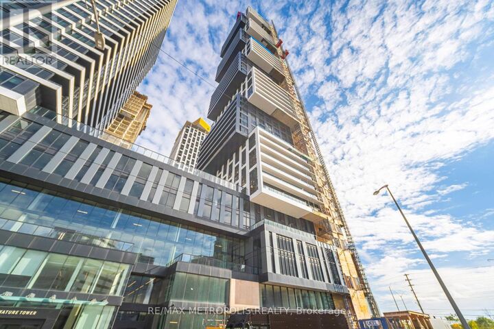 Property Photo: 4015 The Exchange 3503 ON L5B 0N9