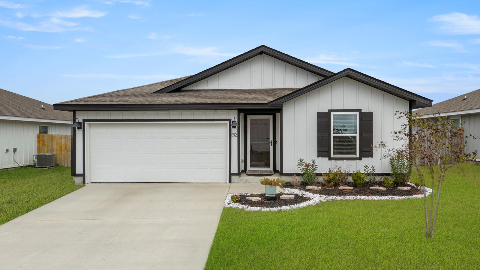 Property Photo: 932 Sandbar Loop FL 32539