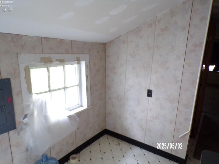 Property Photo:  118 E Buckeye Street  OH 43410 