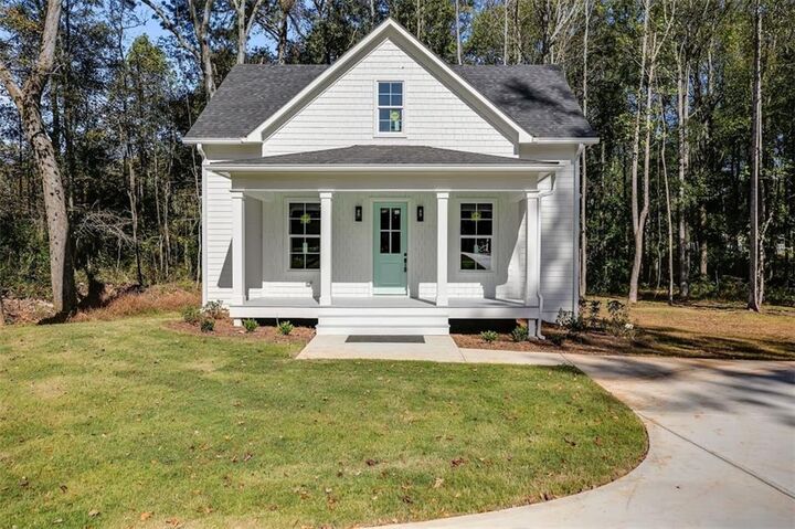 Property Photo: 473 West Avenue GA 30108