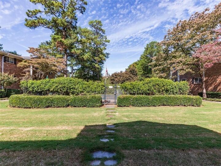 Property Photo:  315 Hilderbrand Drive C4  GA 30328 