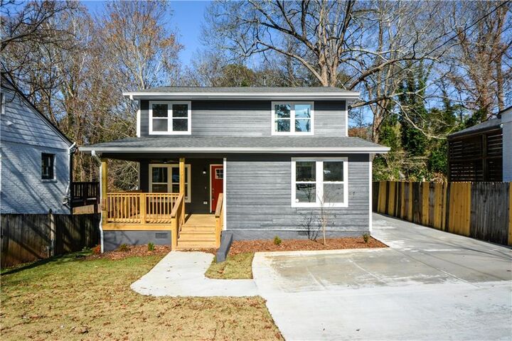 Property Photo:  1679 Emerald Avenue SW  GA 30310 