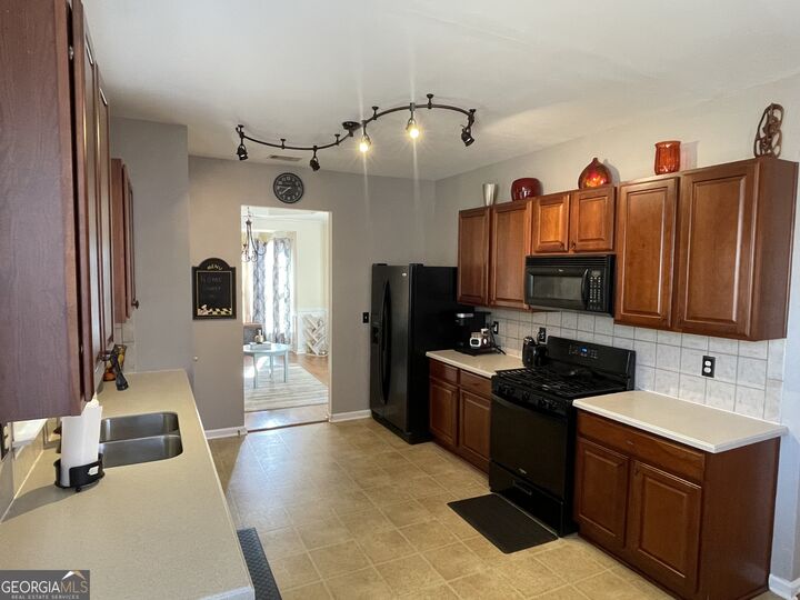 Property Photo:  2626 SW Summit Parkway SW  GA 30331 