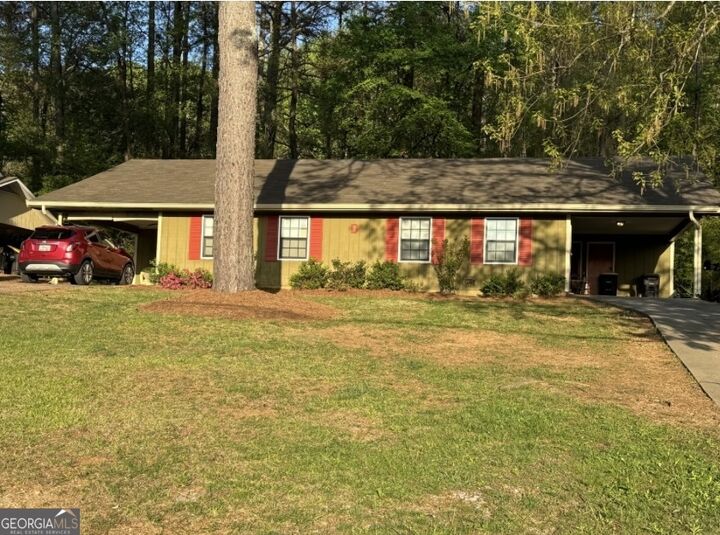 Property Photo: 211 Chateau Drive GA 30161