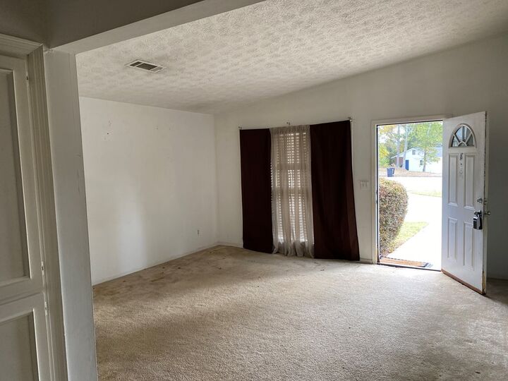 Property Photo: 6225 Westbrook Drive GA 31909