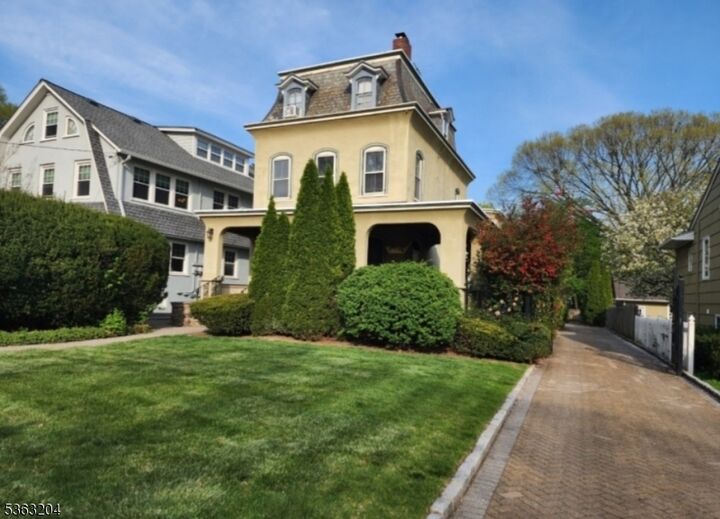 Property Photo: 265 Park St 2nd Fl. NJ 07043