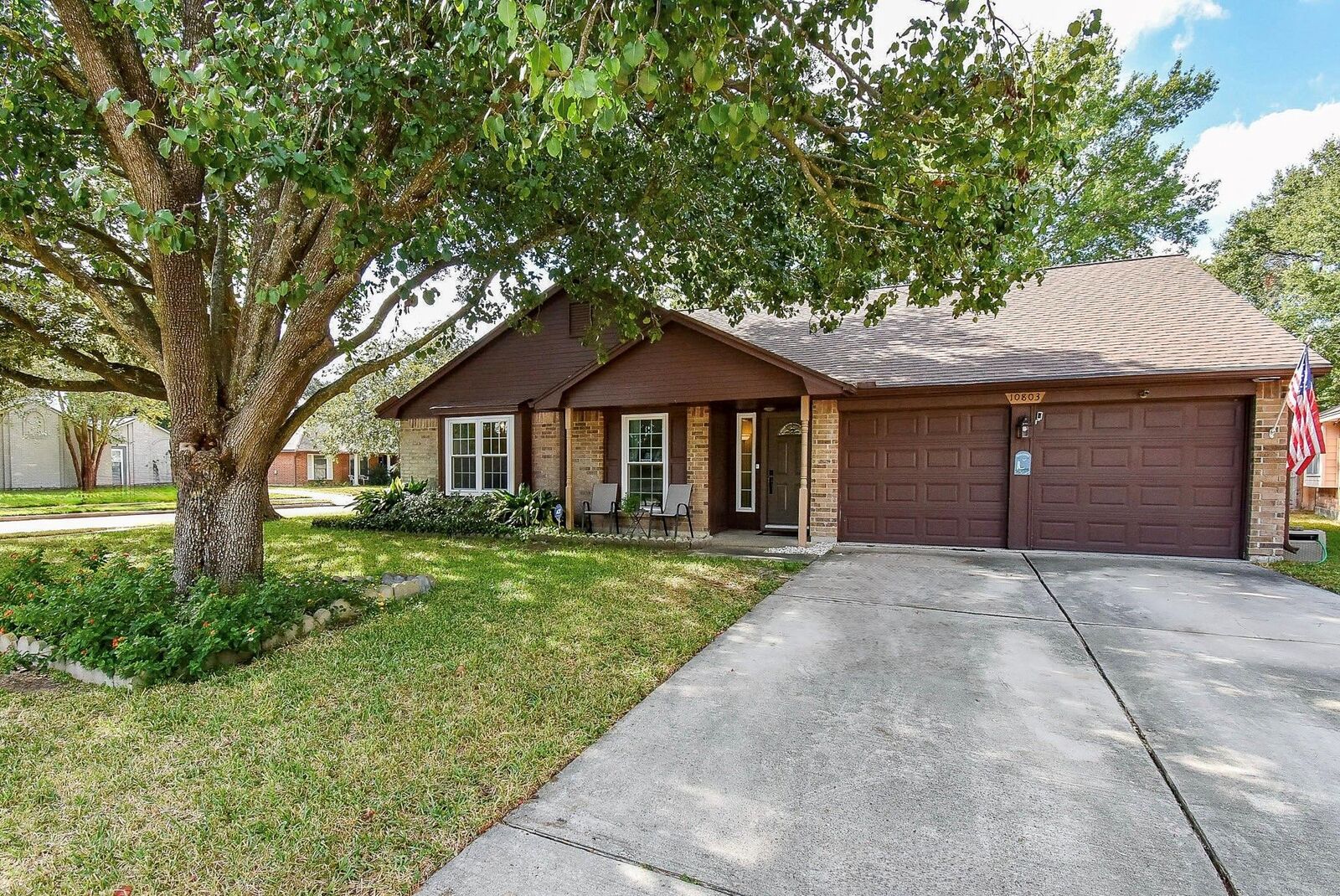 Property Photo:  10803 Gusty Winds Court  TX 77064 