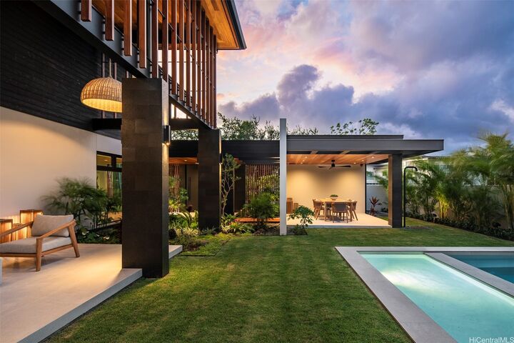 Property Photo: 4543 Aukai Avenue HI 96816