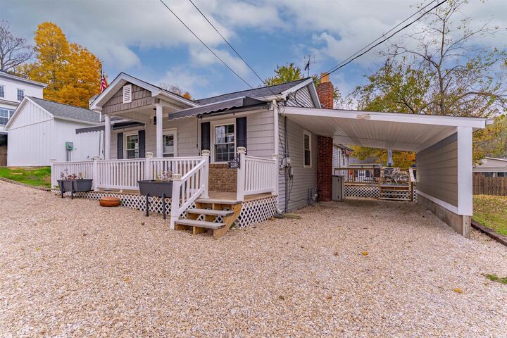 Property Photo:  405 Middle Street  IN 47630 