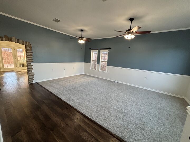 Property Photo:  501 N 8th Street  TX 79382 