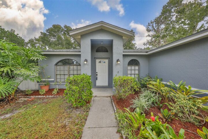 Property Photo:  3818 Biscay Place  FL 34639 
