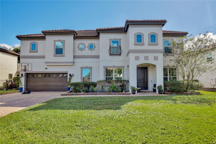 Property Photo: 450 Terravista Place FL 32765