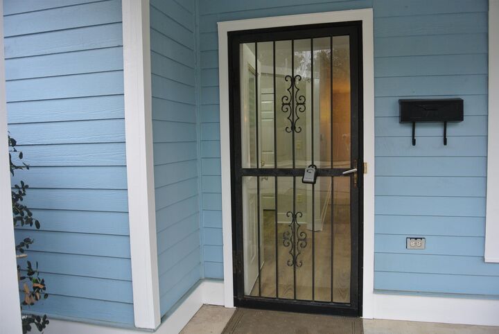 Property Photo: 2235 Walker St TN 38104